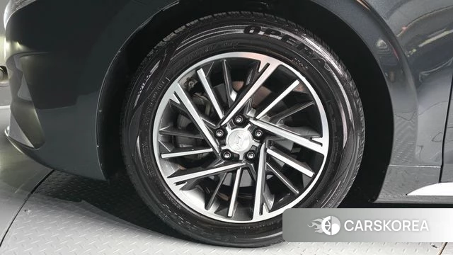 Hyundai The New Grandeur IG id 4759110 из Кореи 26
