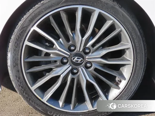 Hyundai Avante AD id 3449844 из Кореи 15