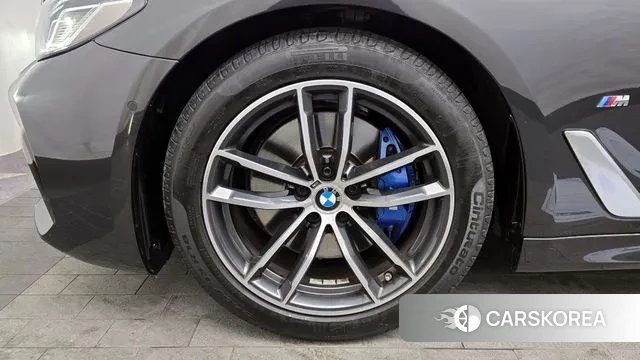 BMW 5 Series (G30) id 3645241 из Кореи 15