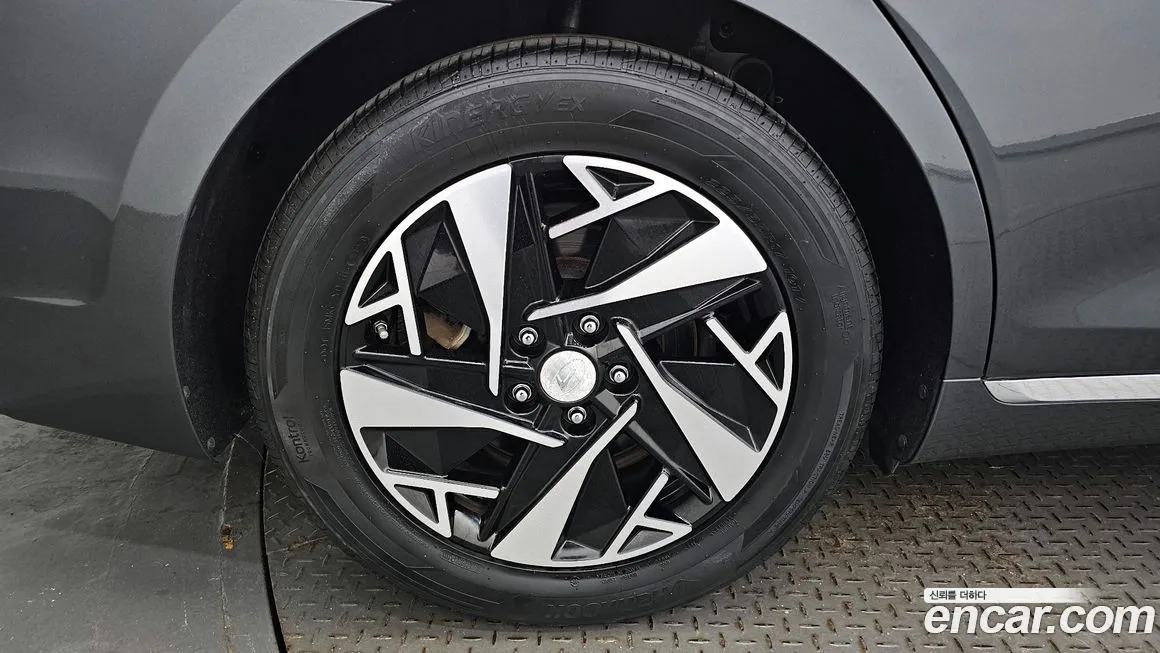 Hyundai The New Grandeur IG Hybrid id 2101615 из Кореи 15