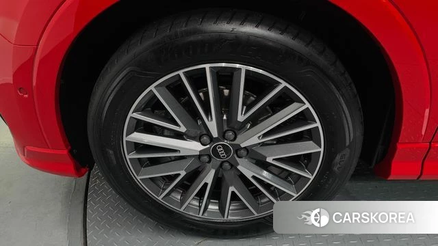 Audi Q3 (F3) id 3953720 из Кореи 15