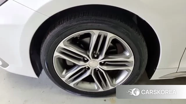 Hyundai Grandeur IG id 3748611 из Кореи 12