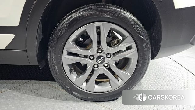 Kia Seltos id 3942072 из Кореи 15