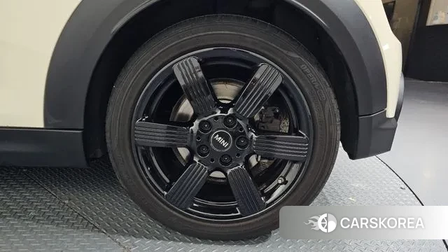 Mini Cooper S Convertible id 3529709 из Кореи 15