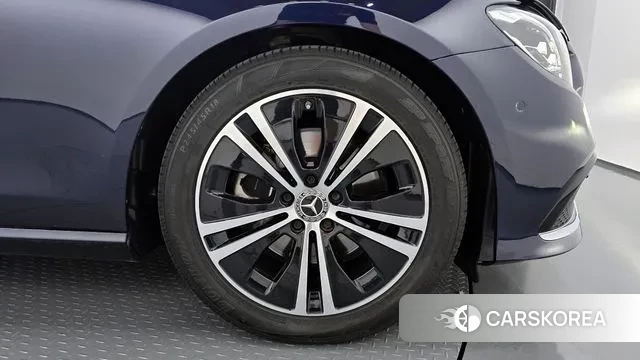 Mercedes-Benz E-Class W213 id 2999605 из Кореи 15