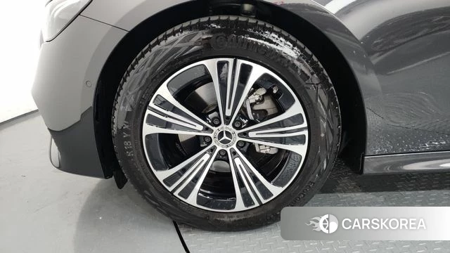 Mercedes-Benz E-Class W214 id 4578449 из Кореи 31