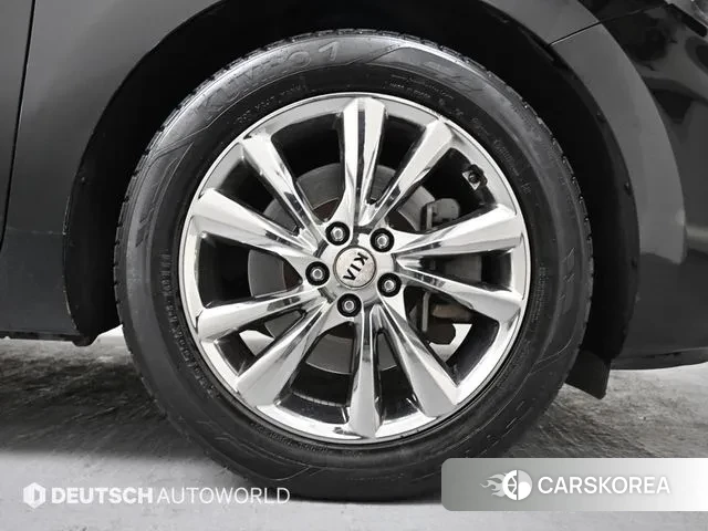 Kia The New Carnival id 3736884 из Кореи 15