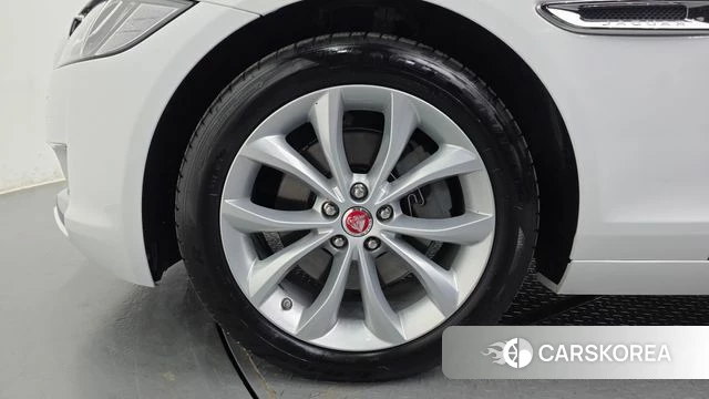 Jaguar XF (X260) id 4245714 из Кореи 28