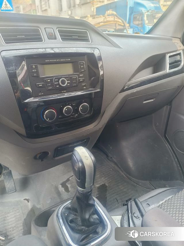 Dongfeng Yufeng EM26 2022 Белый из Китая, фото 6