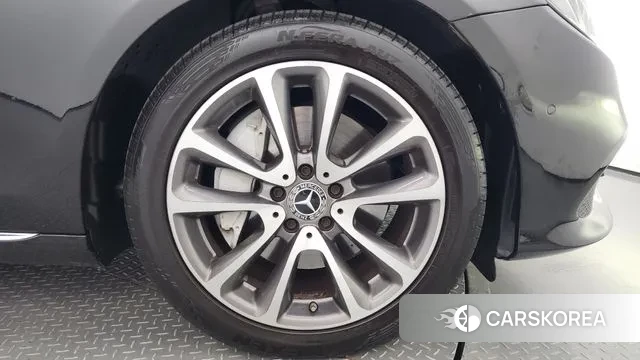 Mercedes-Benz E-Class W213 id 3188266 из Кореи 15