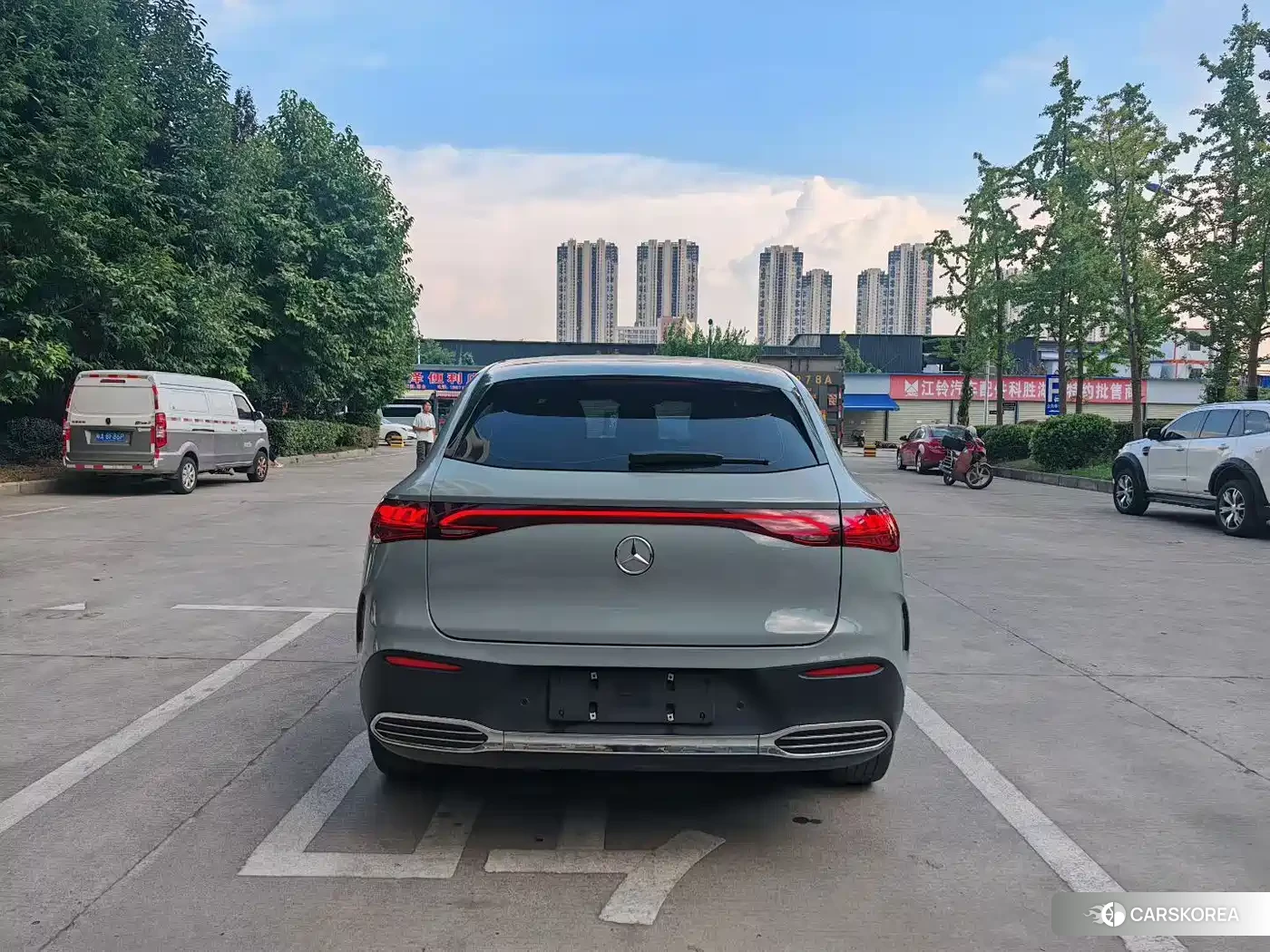 Mercedes-Benz EQE 2024 Silver/gray из Китая, фото 5