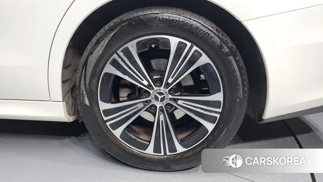 Mercedes-Benz E-Class W214 id 3565497 из Кореи 15