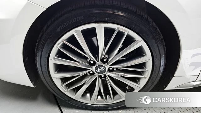 Hyundai Grandeur IG id 4397987 из Кореи 32