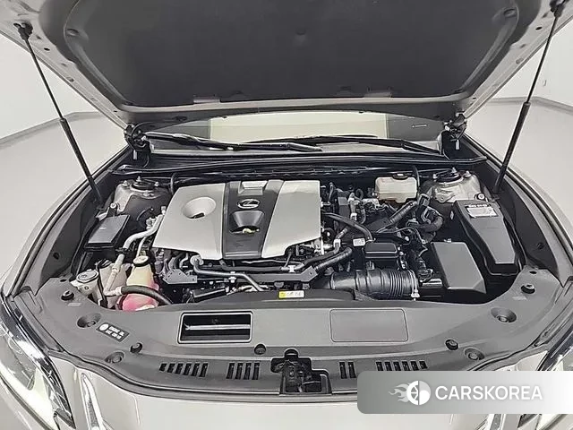 Lexus ES300h 7th generation id 3034119 из Кореи 13