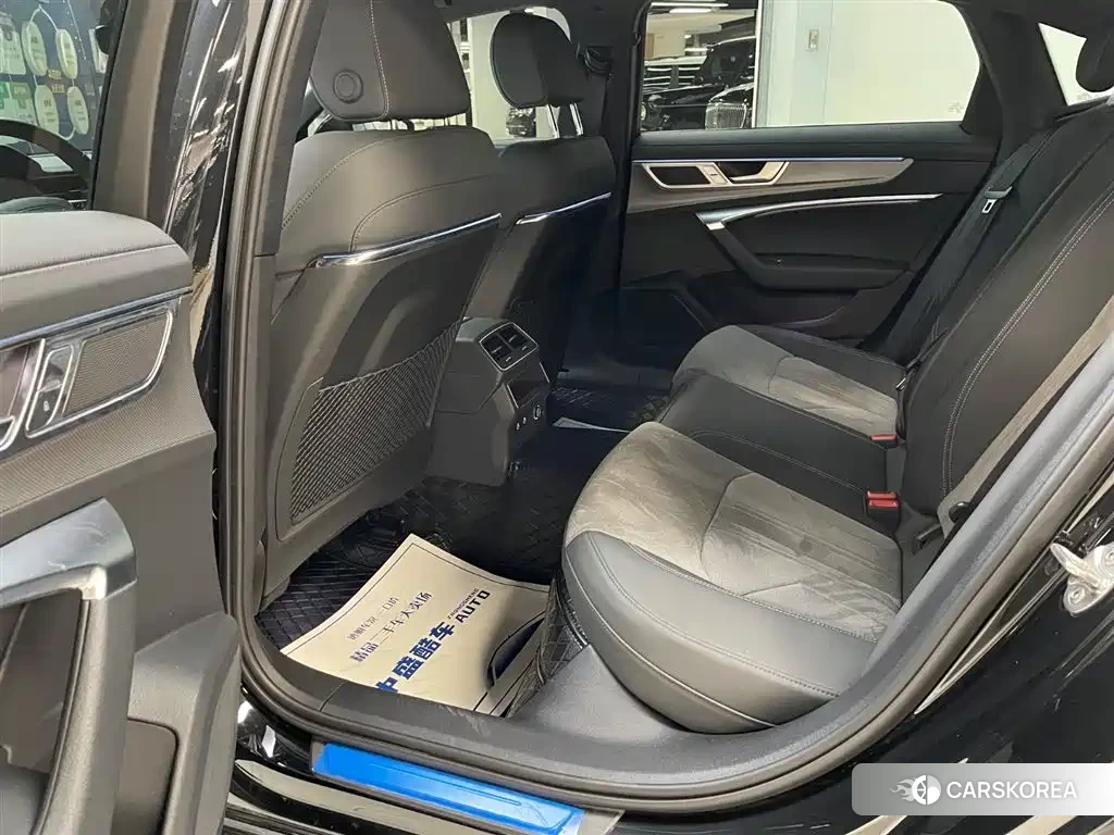 Audi A6L id 4514303 из Китая 19