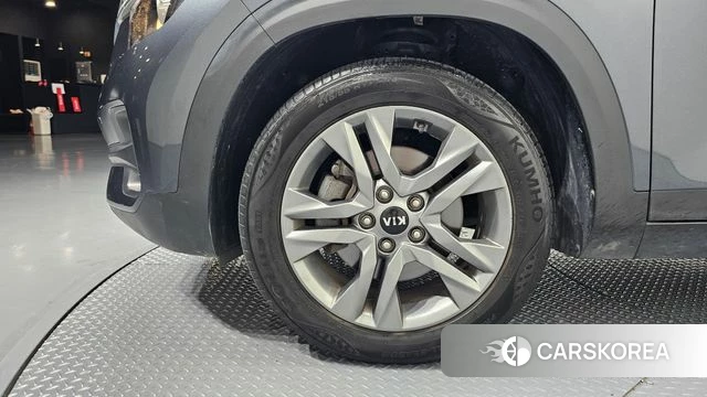 Kia Seltos id 4609998 из Кореи 15