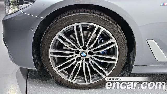 BMW 5 Series (G30) id 2719119 из Кореи 15