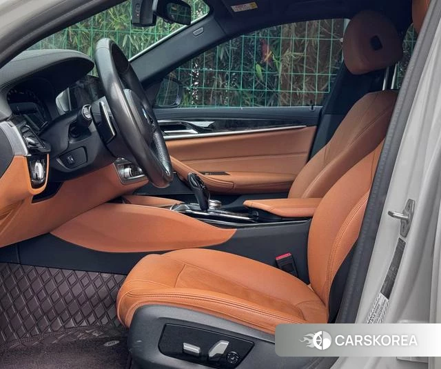 BMW 5 series 2021 Белый из Китая, фото 6