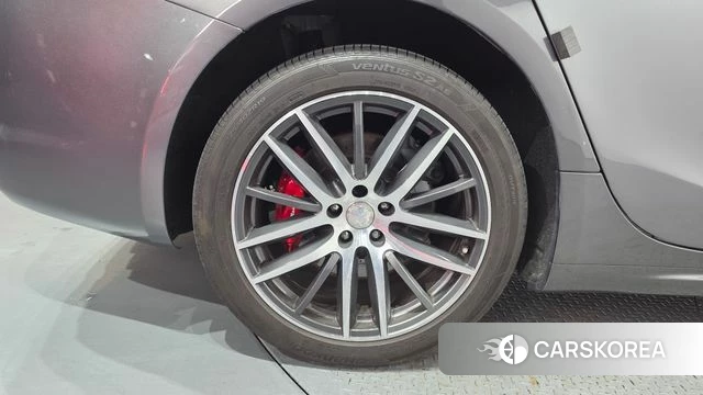 Maserati Ghibli id 4507662 из Кореи 28