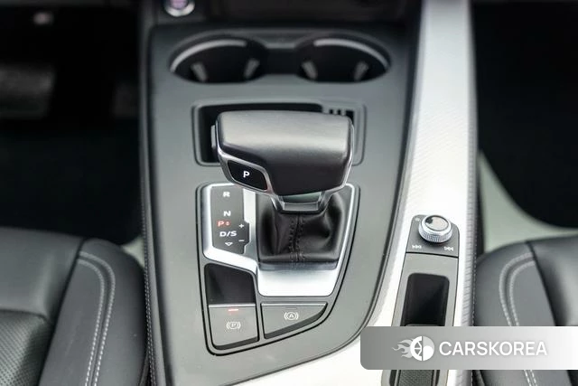 Audi A4L id 4210156 из Китая 21