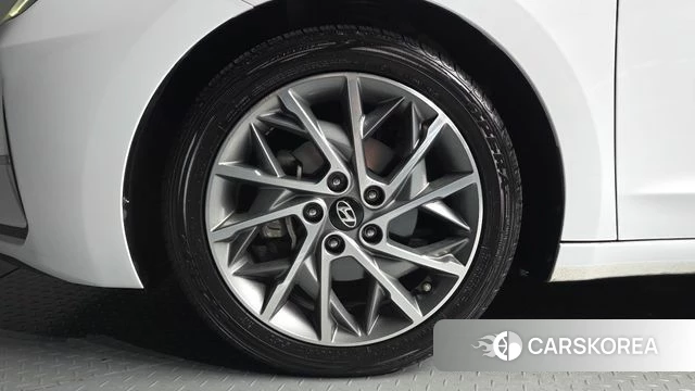 Hyundai The New Avante AD id 4677703 из Кореи 28