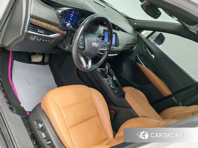 Cadillac XT4 id 4210467 из Китая 13