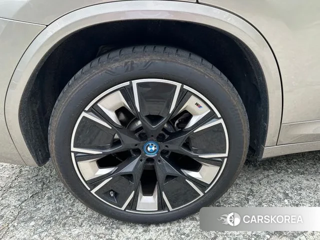 BMW iX3 2023 Серебряный из Кореи, фото 5