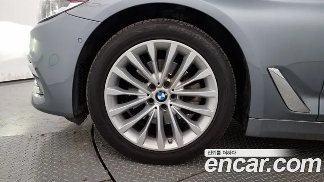 BMW 5 Series (G30) id 2293989 из Кореи 15