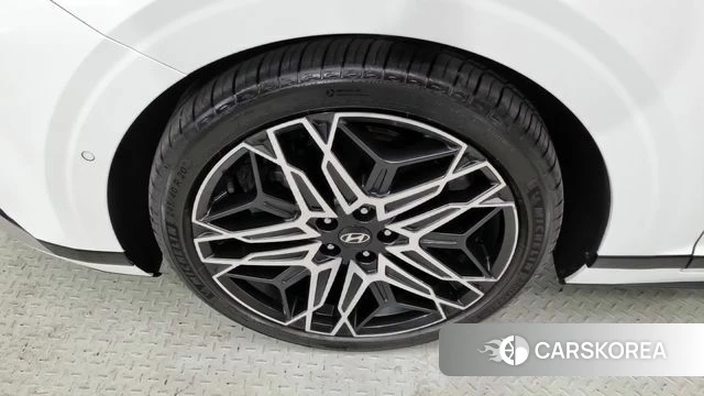 Hyundai Grandeur (GN7) id 3851229 из Кореи 13