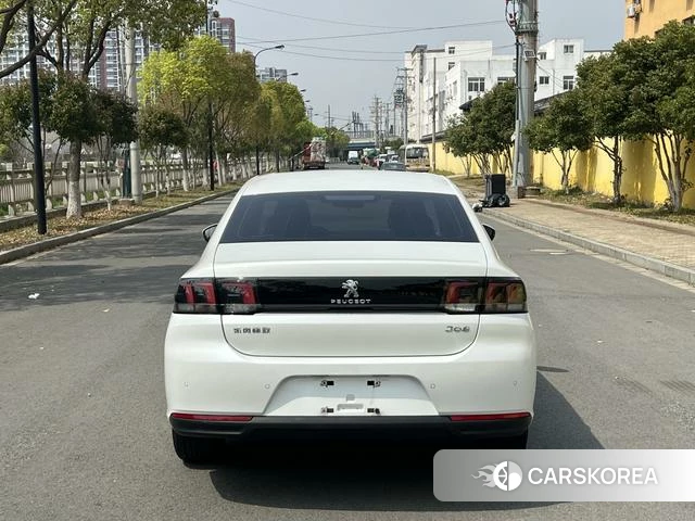 Peugeot 308 2018 Белый из Китая, фото 5