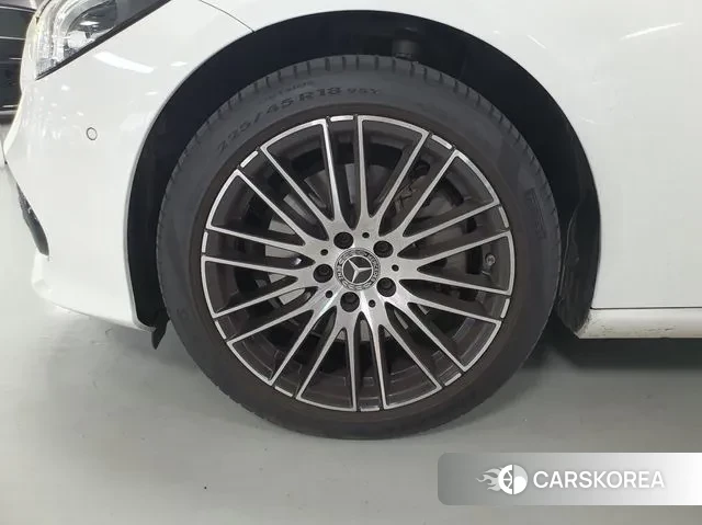 Mercedes-Benz C-Class W206 id 3098103 из Кореи 12