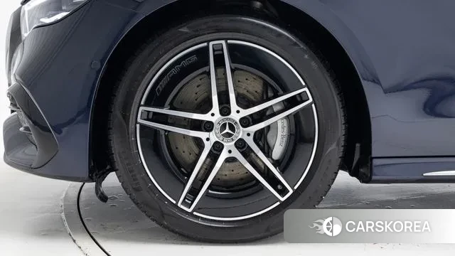 Mercedes-Benz E-Class W214 id 3605566 из Кореи 14