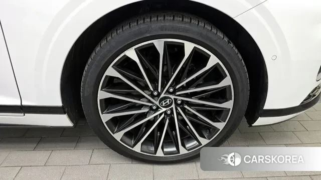 Hyundai Grandeur Hybrid (GN7) id 3431968 из Кореи 15