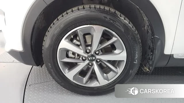 Kia The New Sorento id 3573707 из Кореи 15