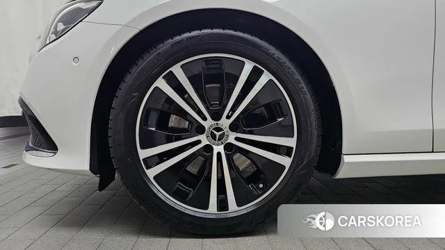 Mercedes-Benz E-Class W213 id 4195878 из Кореи 25