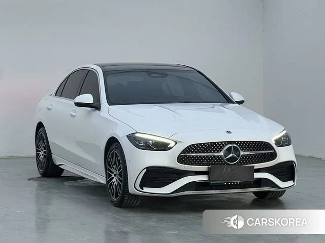 Mercedes-Benz Class C 2025 Белый из Китая, фото 5