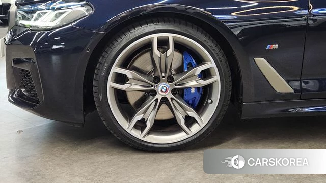 BMW 5 Series (G30) id 4635877 из Кореи 15