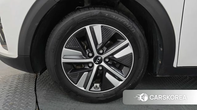 Kia The New Niro id 4605026 из Кореи 15