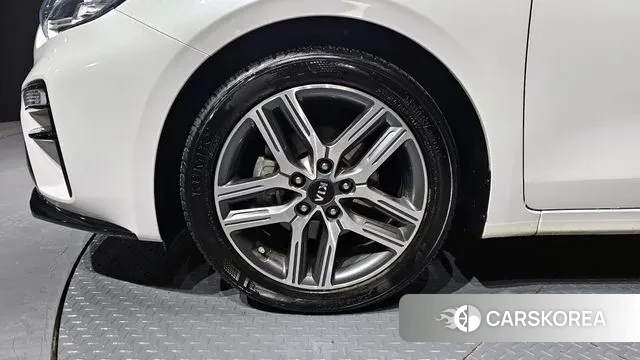 Kia Come New K3 id 3489479 из Кореи 15