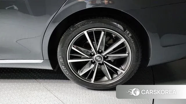 Hyundai The New Grandeur IG id 3149828 из Кореи 15