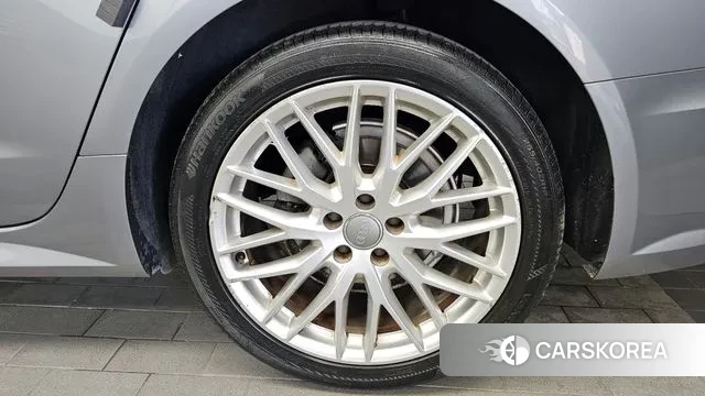 Audi New A6 id 3789687 из Кореи 15