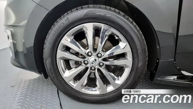 Kia All New Carnival id 2813924 из Кореи 15