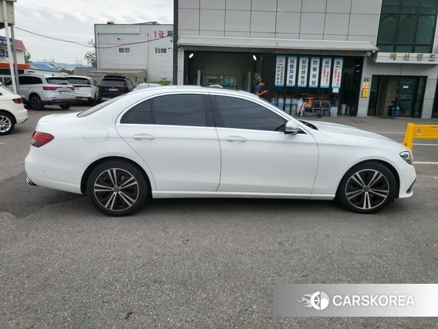 Mercedes-Benz E-Class W213 2021 Белый из Кореи, фото 5