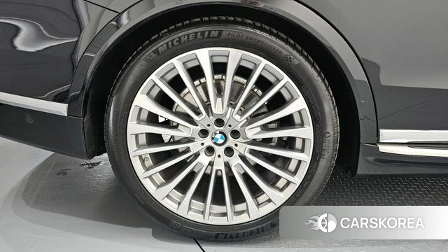 BMW X7 (G07) id 3832884 из Кореи 15