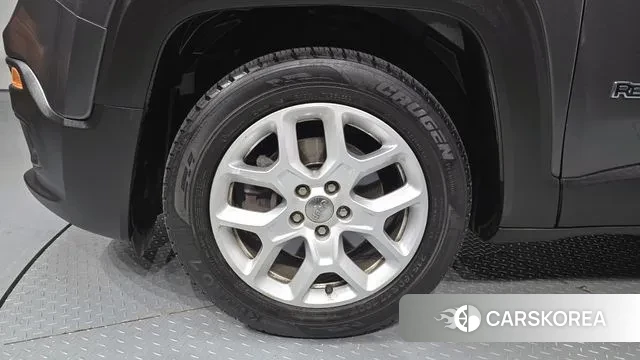 Jeep Renegade id 2966471 из Кореи 15