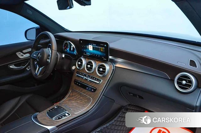 Mercedes-Benz GLC 2022 Черный из Китая, фото 5