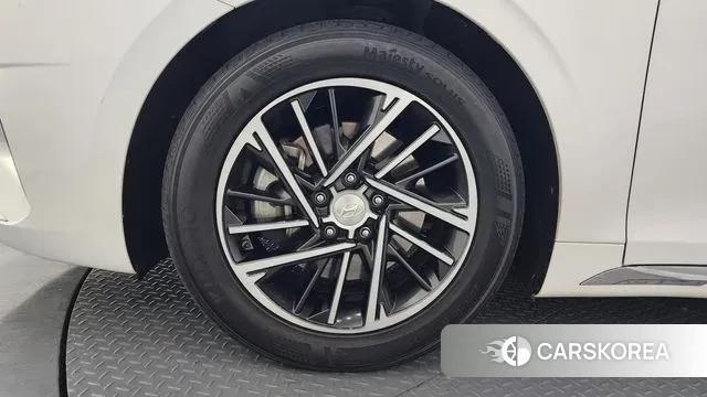 Hyundai The New Grandeur IG id 3514619 из Кореи 15