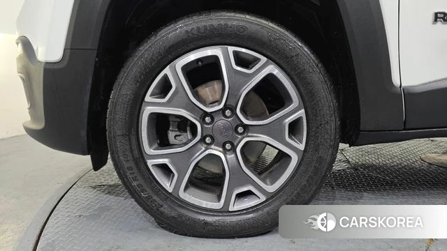 Jeep Renegade id 3911917 из Кореи 15