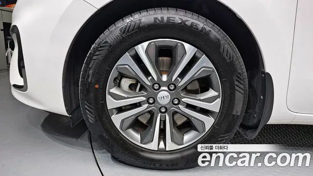 Kia The New Carnival id 2720184 из Кореи 15