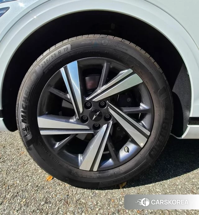 Genesis GV70 2024 Белый из Кореи, фото 5